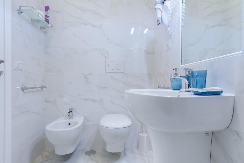 B&B Ad Maiora Roma Rum bild