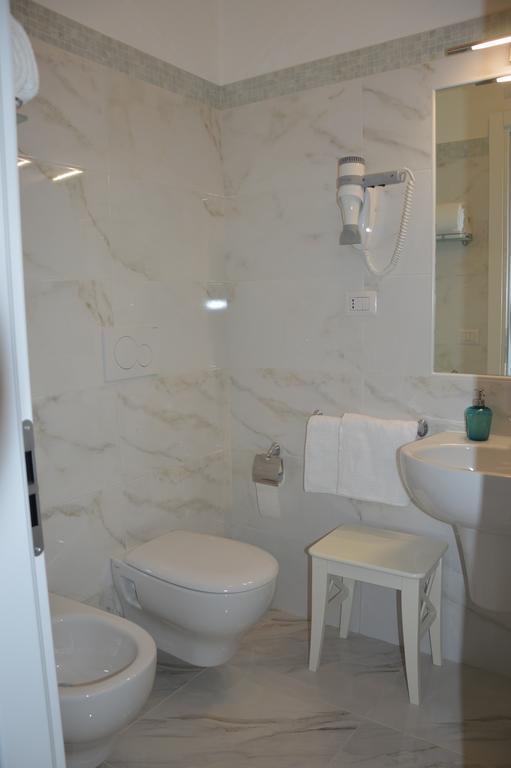 B&B Ad Maiora Roma Rum bild